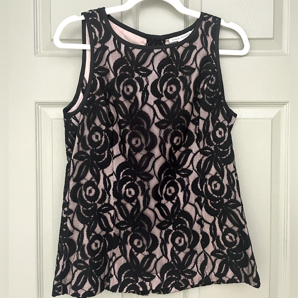 Banana Republic Buttoned Lace Tank Top | Size 4